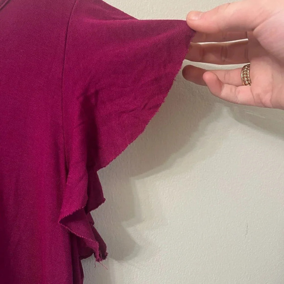 Three Dots Womens Maroon Dress Solid Elegant V Neck Ruffle Sleeve Trim Size S - Picture 4 of 7
